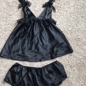NWOT Victoria’s Secret lingerie set